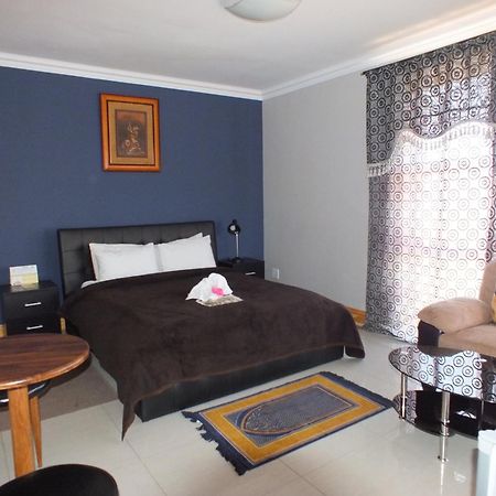 Royal Castle Guest House Windhoek Bilik gambar